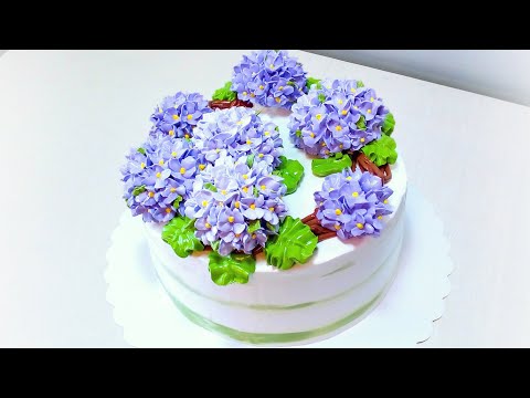 Видео: Тортик с шикарными ГОРТЕНЗИЯМИ(крем БЗК). /Cake with gorgeous HYDRANGEAS(protein custard).
