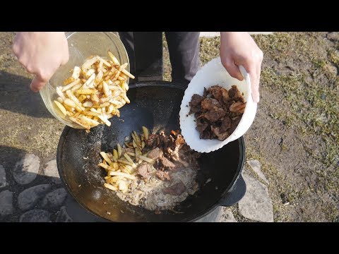 Видео: РУССКАЯ СКОБЛЯНКА В КАЗАНЕ НА КОСТРЕ