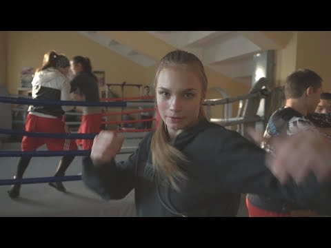 Видео: «Сила женских рук» - о женском боксе в Приморье
