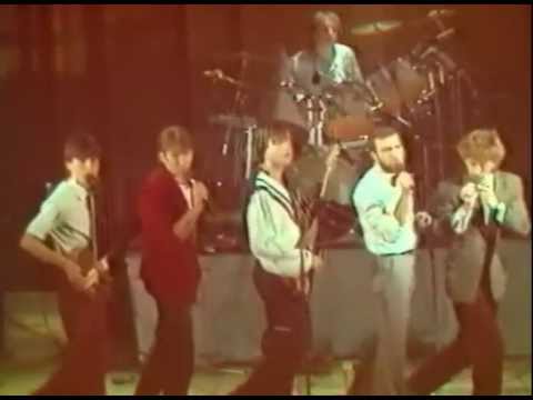 Видео: Группа «Зодчие» — Автобус No.86