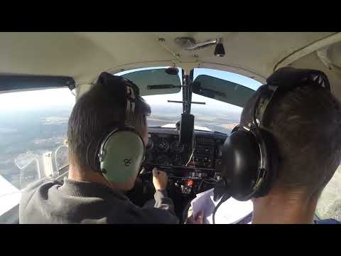 Видео: Полет на Piper-140 Кронштадт - В.Новгород (Кречевицы) 11/09/2025