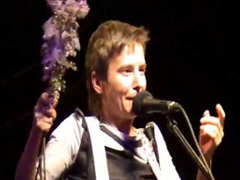 Видео: Сурганова и Оркестр в СДК МАИ (2008)