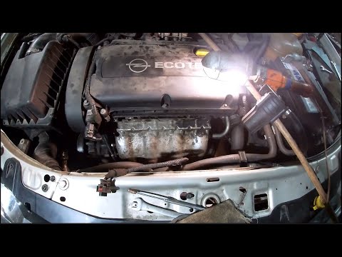 Видео: Снять и установить экран коллектора Опель Астра, Зафира