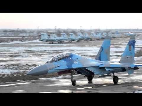 Видео: Авиабаза в Миргороде 831 БрТА
