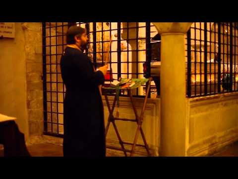 Видео: Акафист святителю Николаю Чудотворцу в крипте базилики Бари