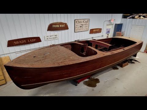 Видео: Осмотр старинной лодки: как оценить деревянную лодку