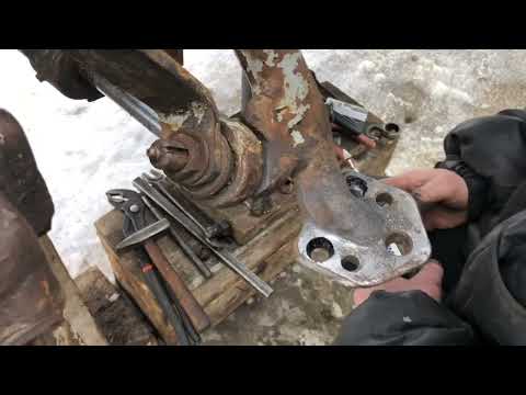 Видео: ТРАКТОР МТЗ 82 ОТОРВАЛО РУЛЕВУЮ СОШКУ (РЕМОНТ)