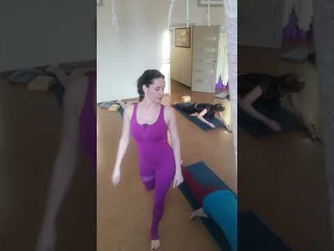 Видео: Стретчинг с Фирсовой Екатериной