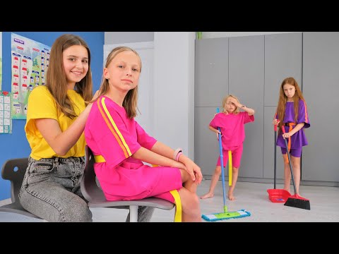 Видео: МАРГАРИТА ЛЮБИМИЦА У ВОЖАТОЙ!! Девочки в шоке!!