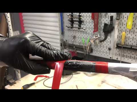 Видео: Ремонт верхней трубы карбоновой рамы/ карбоновые будни