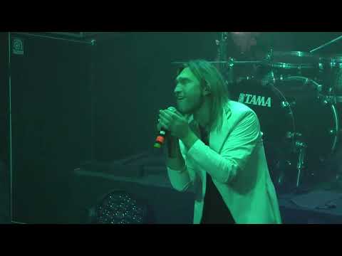 Видео: Гран-КуражЪ на Метал-Ёлке - Бременские музыканты - Пётр Елфимов (Известия Hall, 01.01.2023)