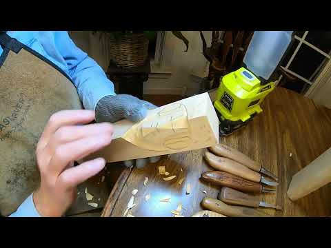 Видео: Вырезание лица с одним прищуренным глазом, одним открытым и обнажёнными зубами. Часть 1