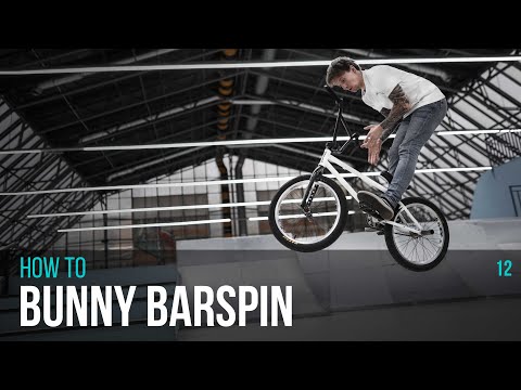 Видео: КАК сделать барспин с банни хопа | HOW TO BUNNY BARSPIN | Выпуск 12