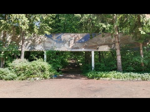 Видео: Амфитеатр и стелы с мозаикой. Легендарный пионерский лагерь Чайка (Полушкино)