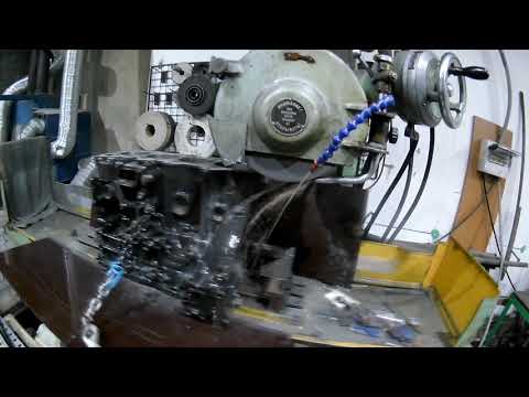 Видео: Шлифовка блока NISSAN на 3г71