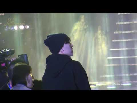 Видео: 【fancam】Dimash Kudaibergen  Димаш Құдайберген  迪玛希 20190111 西安一带一路国际时尚周 花絮小片段