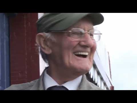 Видео: Легенды гоночных голубей: финальная битва Мориса и Джеки в гонке Буржа протяженностью 560 миль.