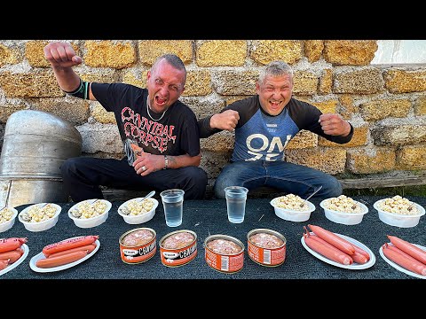 Видео: КТО БЫСТРЕЕ СЪЕСТ СОСИСКИ ТУШЁНКА КАРТОШКА ПОЛУЧИТ 1000 РУБЛЕЙ