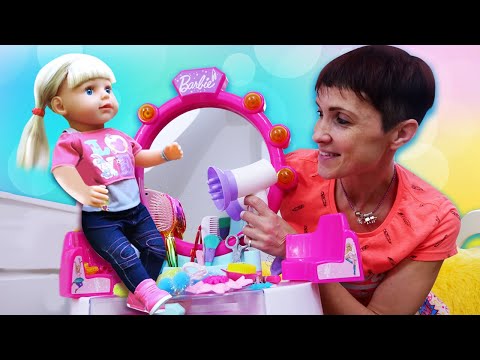 Видео: Игры для девочек - Салон красоты и Маша Капуки. Новая прическа Беби Бон и свинки Пеппы