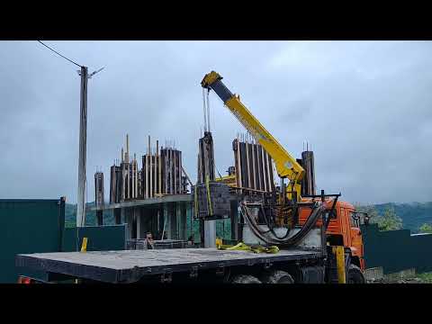 Видео: г.Сочи, с. Ермоловка, пилоны и колонны 2 -го этажа, уличная лестница, тех. подвал.