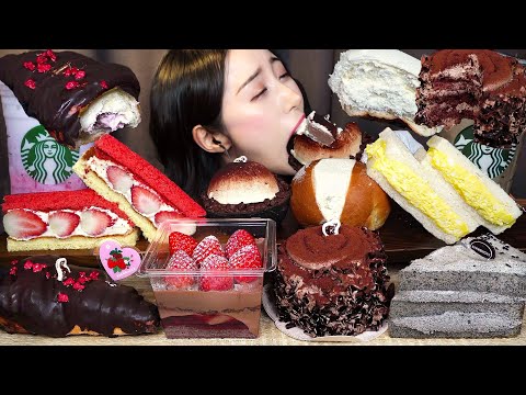 Видео: 🍫 Старбакс Клубнично-шоколадный торт АSMR МукбангㅣДесерт ТартㅣDessert Chocolate Mukbang