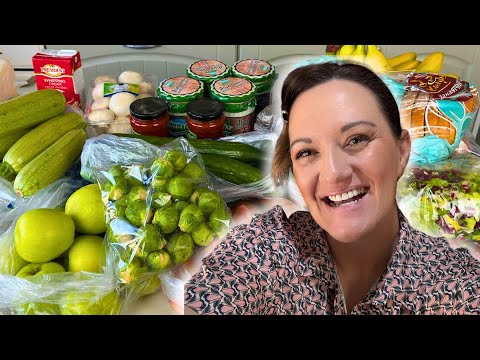 Видео: Как да пазаруваш умно и да спестиш пари: Бюджетен месечен шопинг или пък не??