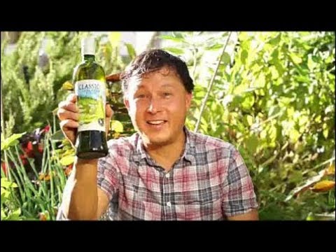 Видео: Джон Колер:  Cекрет моей молодой и красивой кожи.