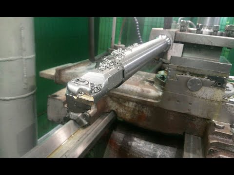 Видео: Глубокая расточка. machining a part on a lathe