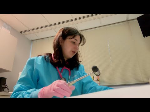 Видео: ASMR | Медицинская ролевая игра «Комплексный медицинский осмотр с головы до ног» (тихая речь)