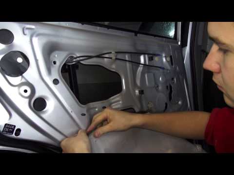 Видео: Разборка двери Chery Tiggo