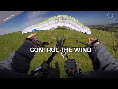 Видео: Контроль ветра: управление парапланом на стартовых площадках в сильный ветер