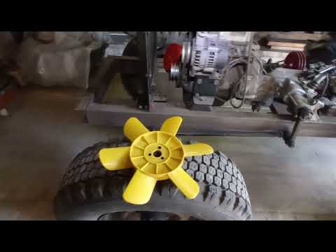 Видео: Минитрактор классика полноприводный с двигателем Ока.Обзор.