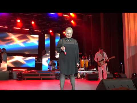 Видео: Тони Димитрова - Обещания - live