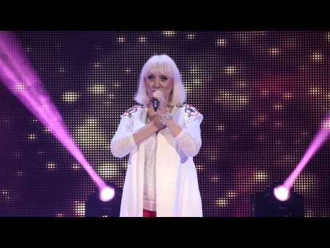 Видео: Олена Яловик - "Грай, музико моя".