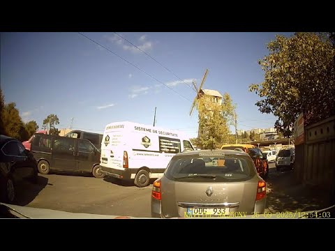 Видео: ДЕБИЛЫ За Рулём Morons Behind the Wheel in Kishinev
