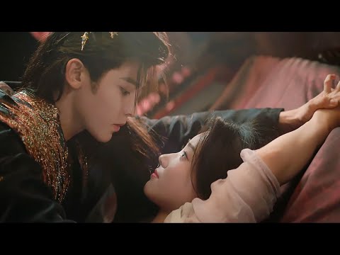 Видео: Золушка и хозяин флиртуют друг с другом, сами того не осознавая😍