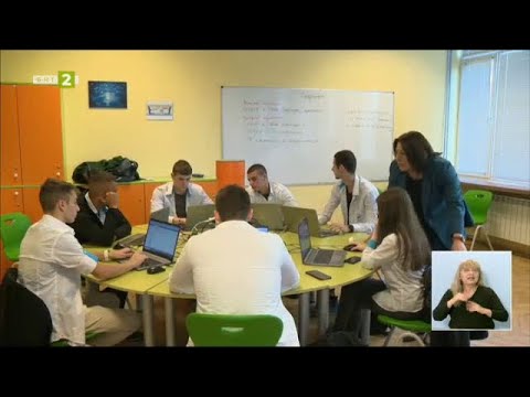 Видео: Завършват първите учениците със специалност „Приложен програмист“ във Варна, "Знание.БГ", 24.10.2023