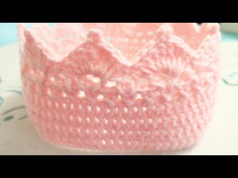 Видео: ПОВЯЗКА НА ГОЛОВУ ДЛЯ ДЕВОЧКИ КРЮЧКОМ. КОРОНА. МАСТЕР КЛАСС ДЛЯ НАЧИНАЮЩИХ.