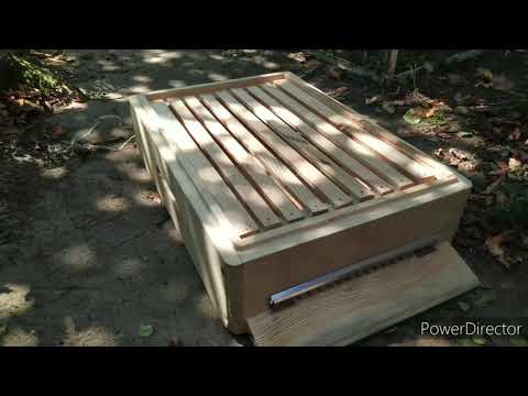 Видео: Вариант глубокого дна для улья