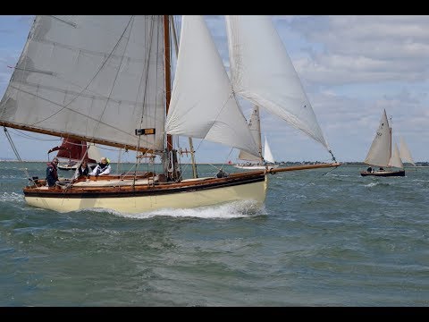 Видео: Мой классический катер 26 футов 1905 г.