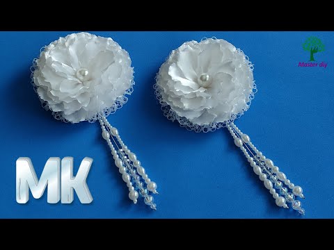 Видео: Бантики на 1 сентября с подвесками из бусин Быстро и просто\ Master diy  канзаши