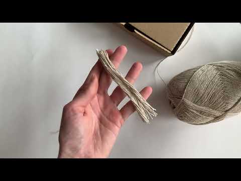 Видео: Как соткать декоративную салфетку на ткацкой рамке