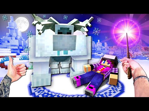 Видео: СПАС МОЮ ДЕВУШКУ ОТ СНЕЖНОГО ЧЕЛОВЕКА! МАГИЯ В МАЙНКРАФТ