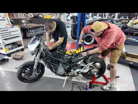 Видео: ПОЖАРЫ в Лос-Анжелесе! Все бегут, а мы РАБОТАЕМ.