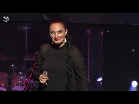 Видео: Елена Ваенга. Ты. БКЗ Октябрьский. 21.09.2018