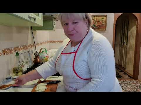 Видео: Тушеная картошка и жареная рыба