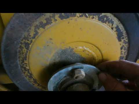 Видео: Міні комбайн САМПО 500 підготовка до жнив,як зняти шківа?