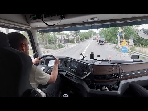 Видео: Стажировка категории Е! Первый Рейс на фуре! Добро пожаловать в АД!