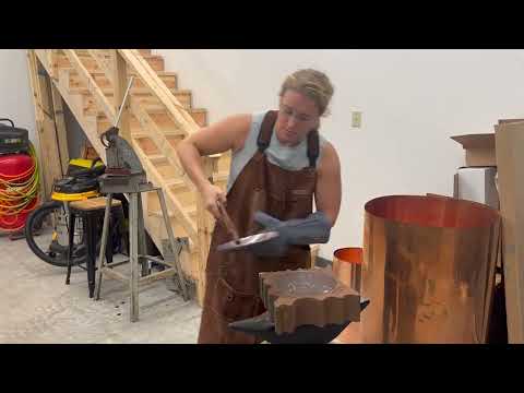 Видео: Как поднять толстую медную чашу