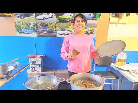 Видео: Гайанская традиция: куриная печень и бёдра бунджал с дал-пури #хеллоуин #веселье